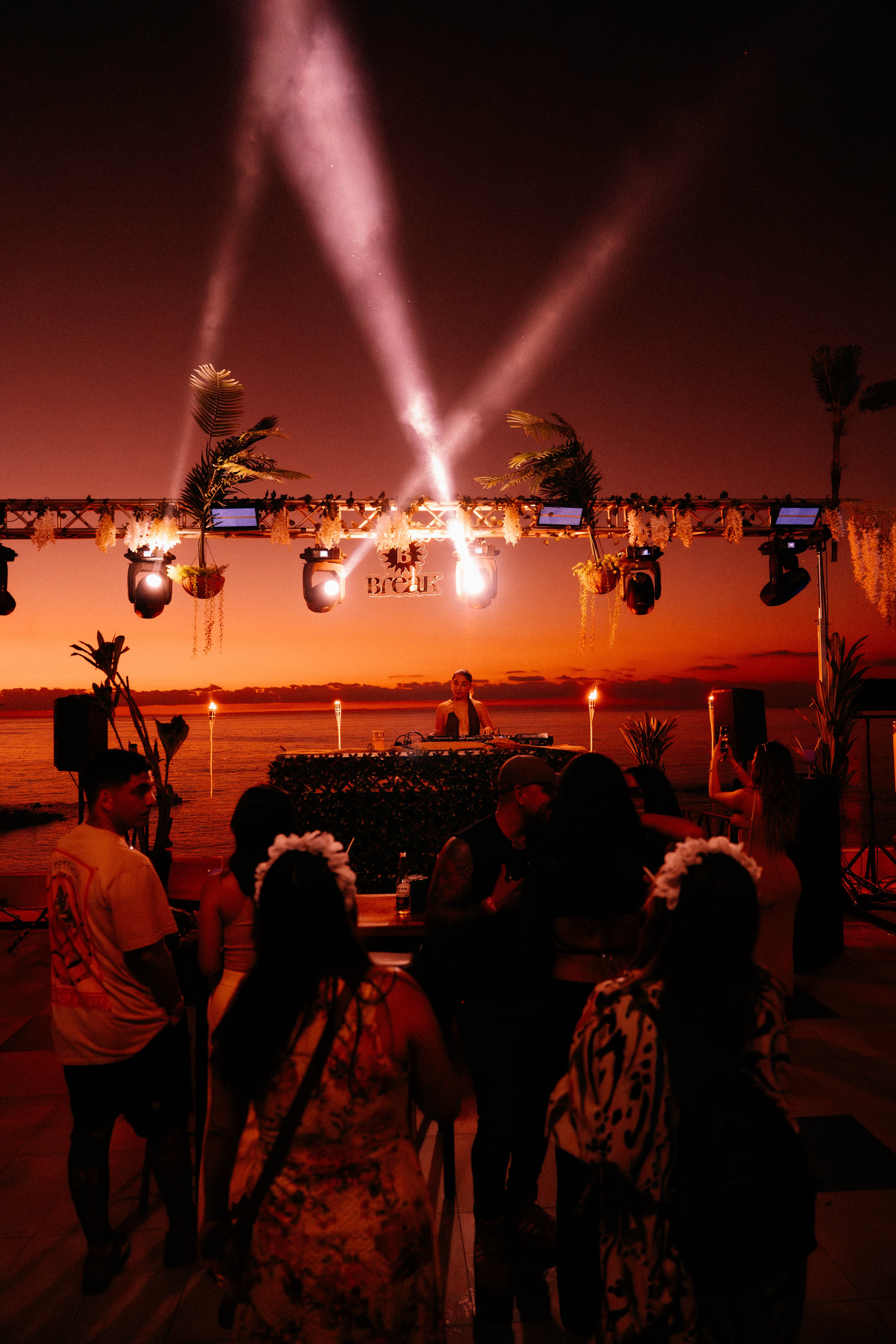 Break- after offfice  image}